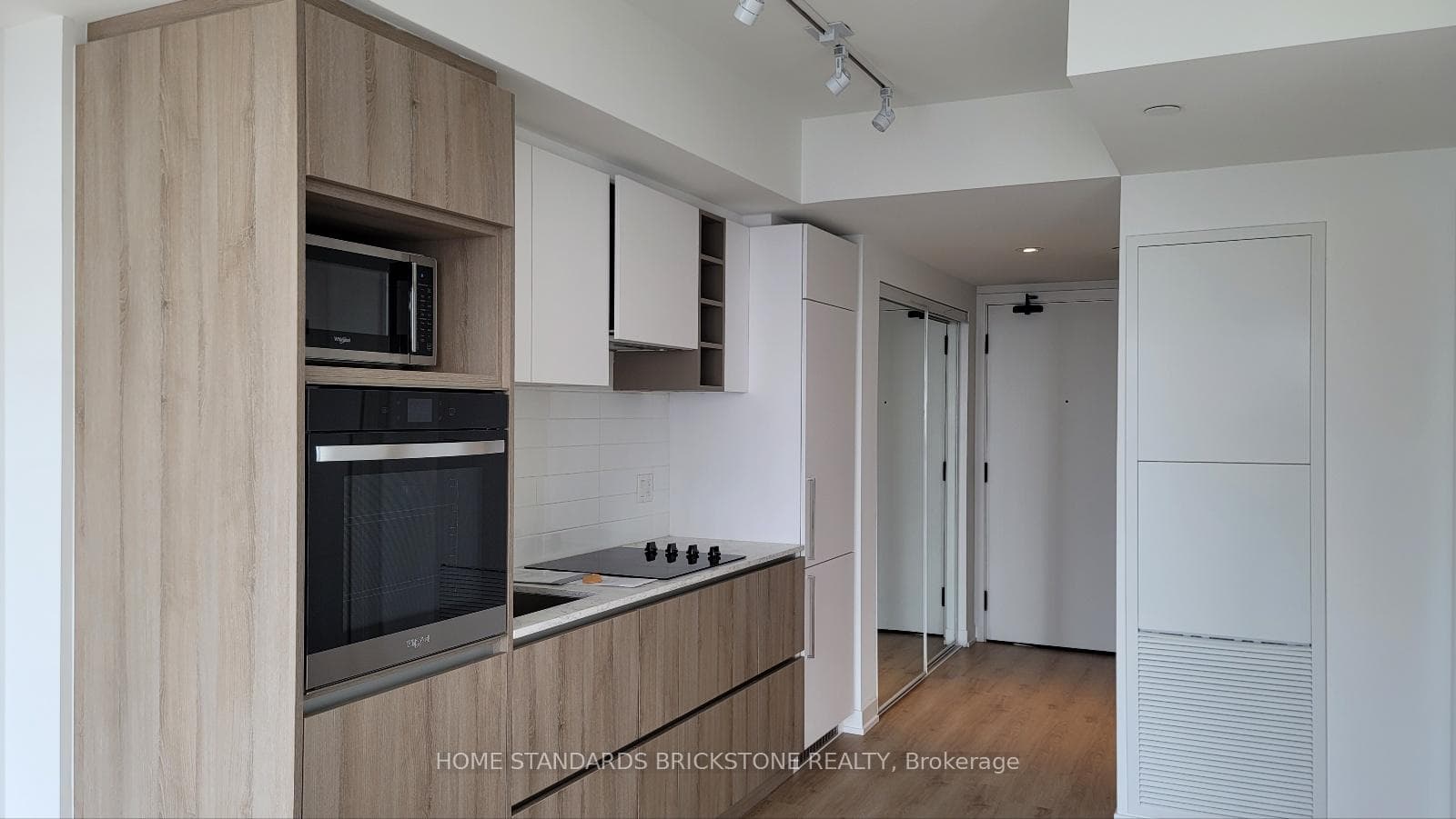 319 Jarvis Street Unit 3816 photo 10