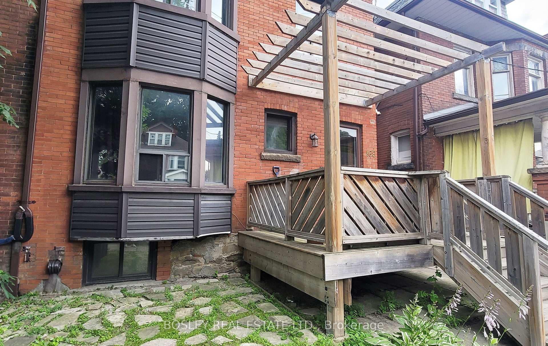 166 Spadina Road Unit 1 photo 17