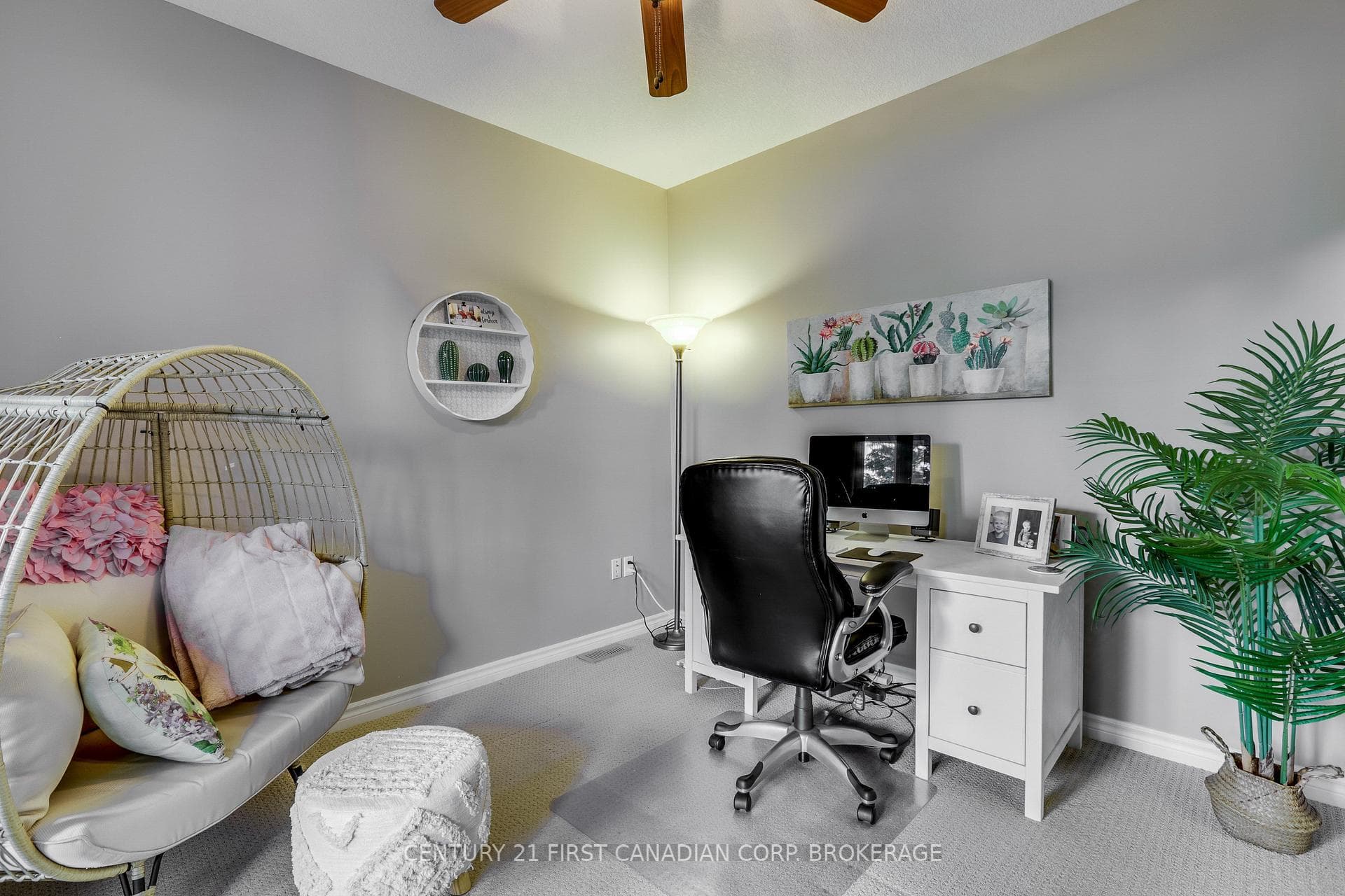 76 Sloan Drive photo 32