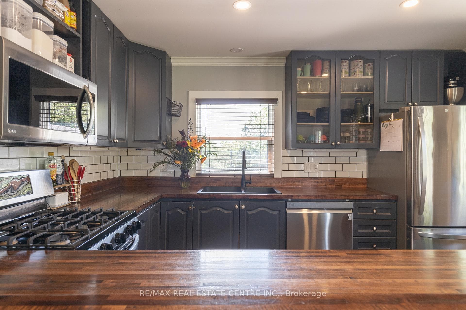 1235 Sheffield Road photo 14