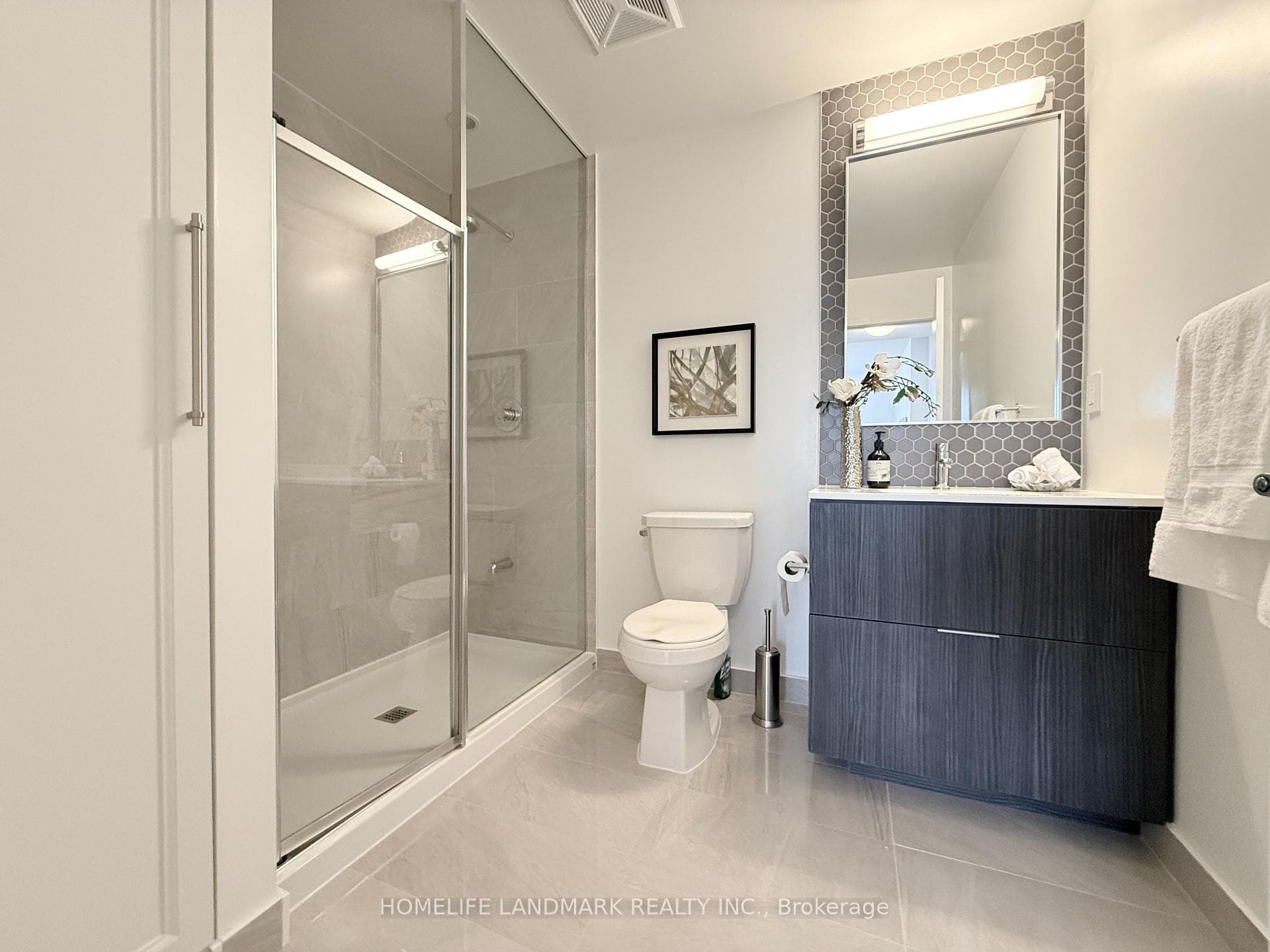 2520 Eglinton Avenue Unit 1211 photo 23