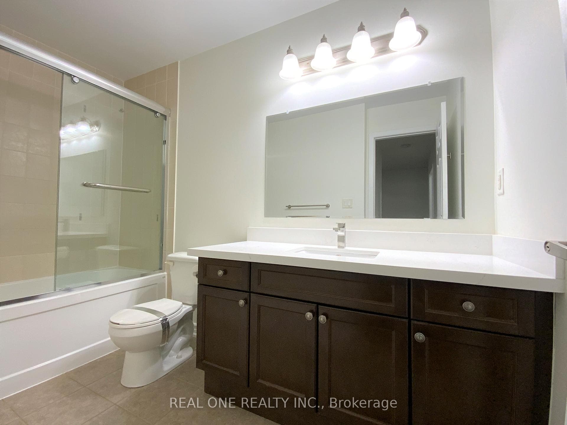 30 Henneberry Lane photo 8