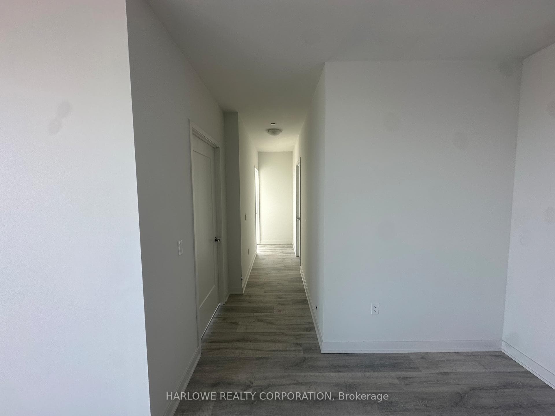 70 Princess Street Unit PH3007 photo 14
