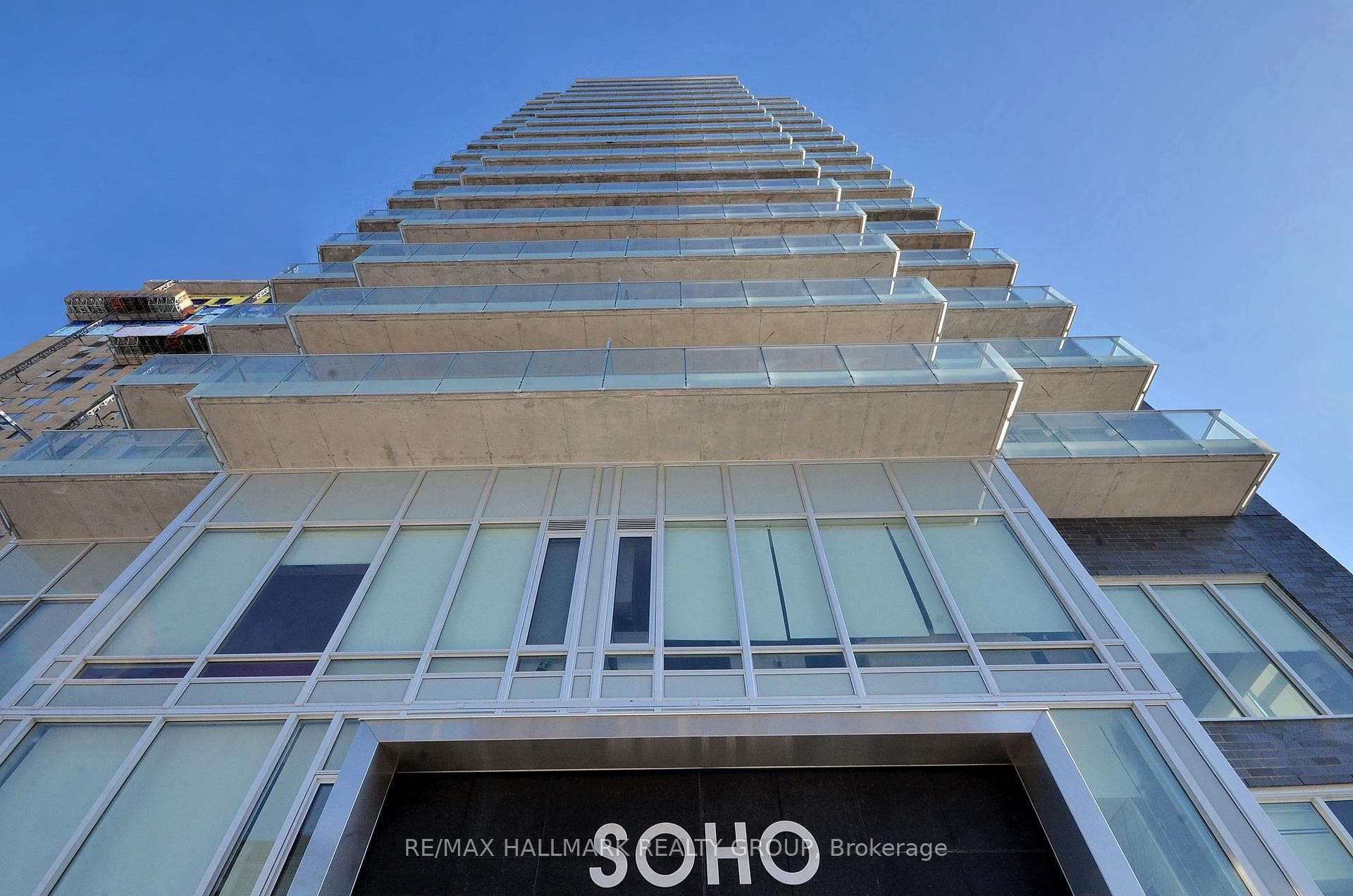 Soho Champagne - 111 Champagne Avenue