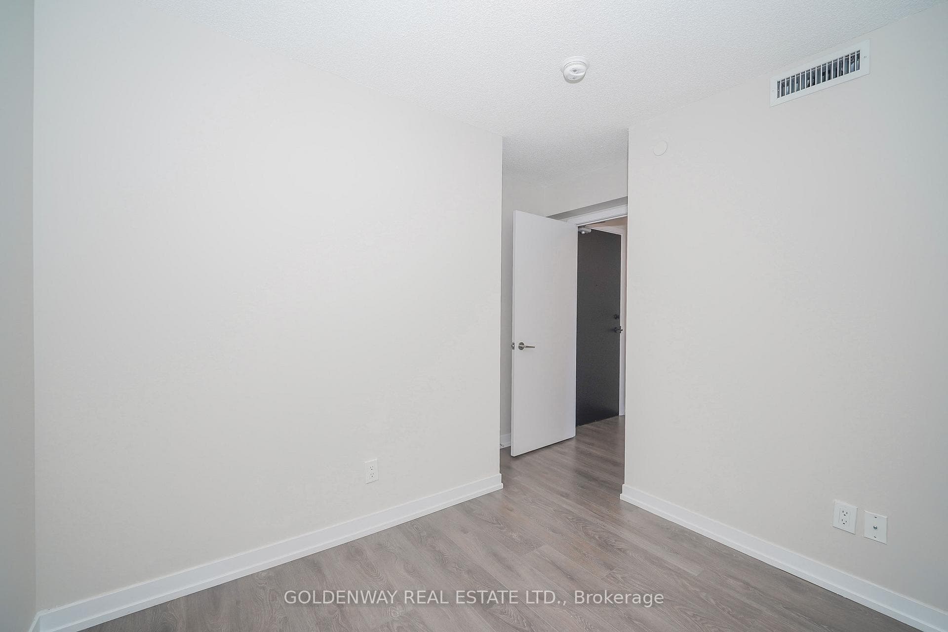 125 Redpath Avenue Unit 2606 photo 24