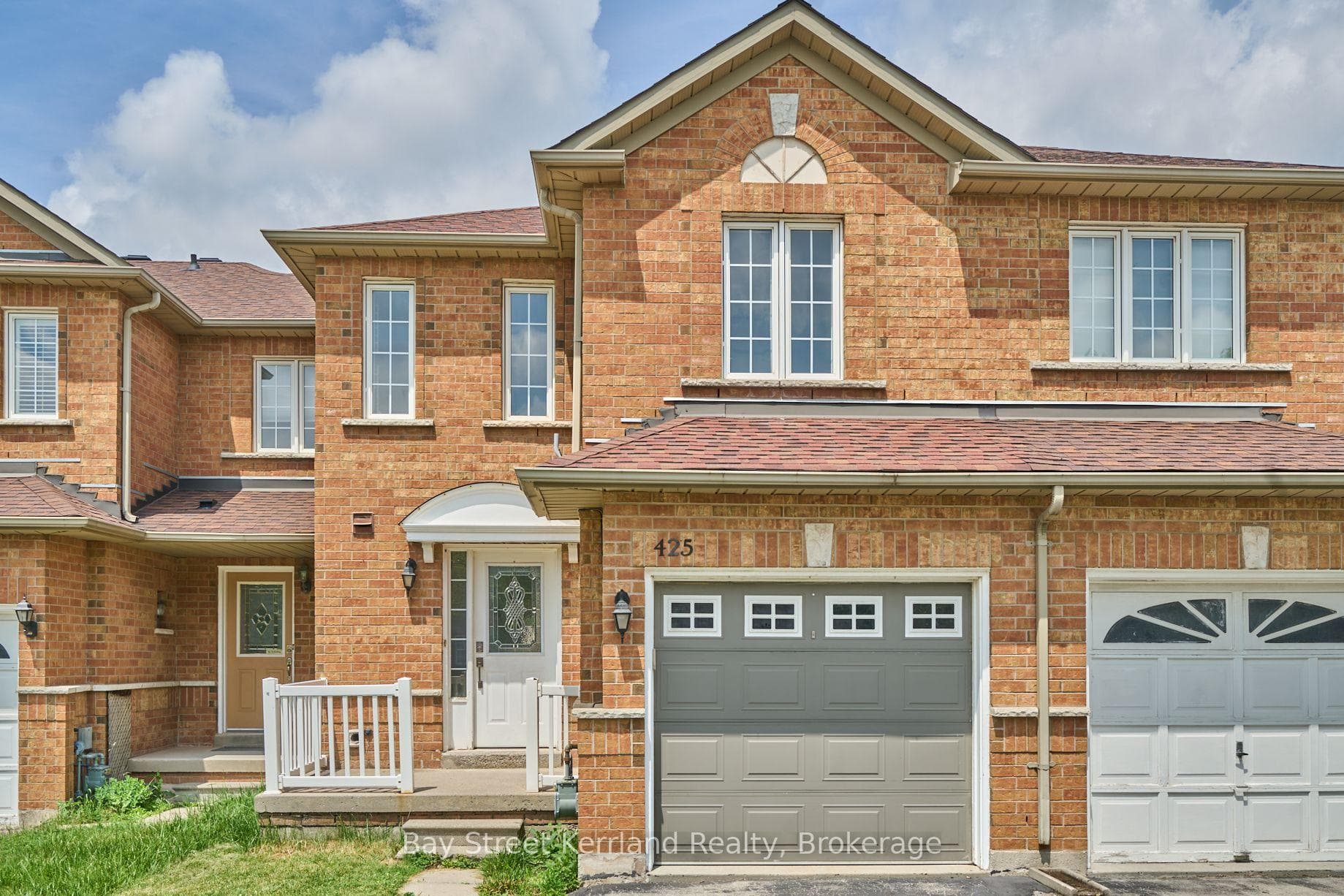425 Ravineview Way photo 2