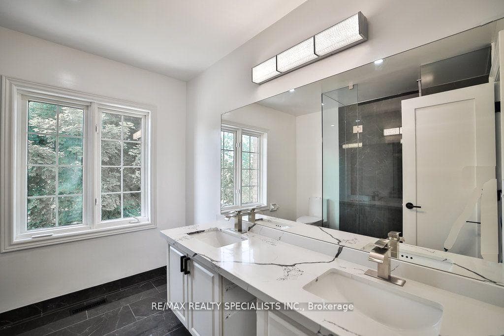 95 Luba Avenue photo 34