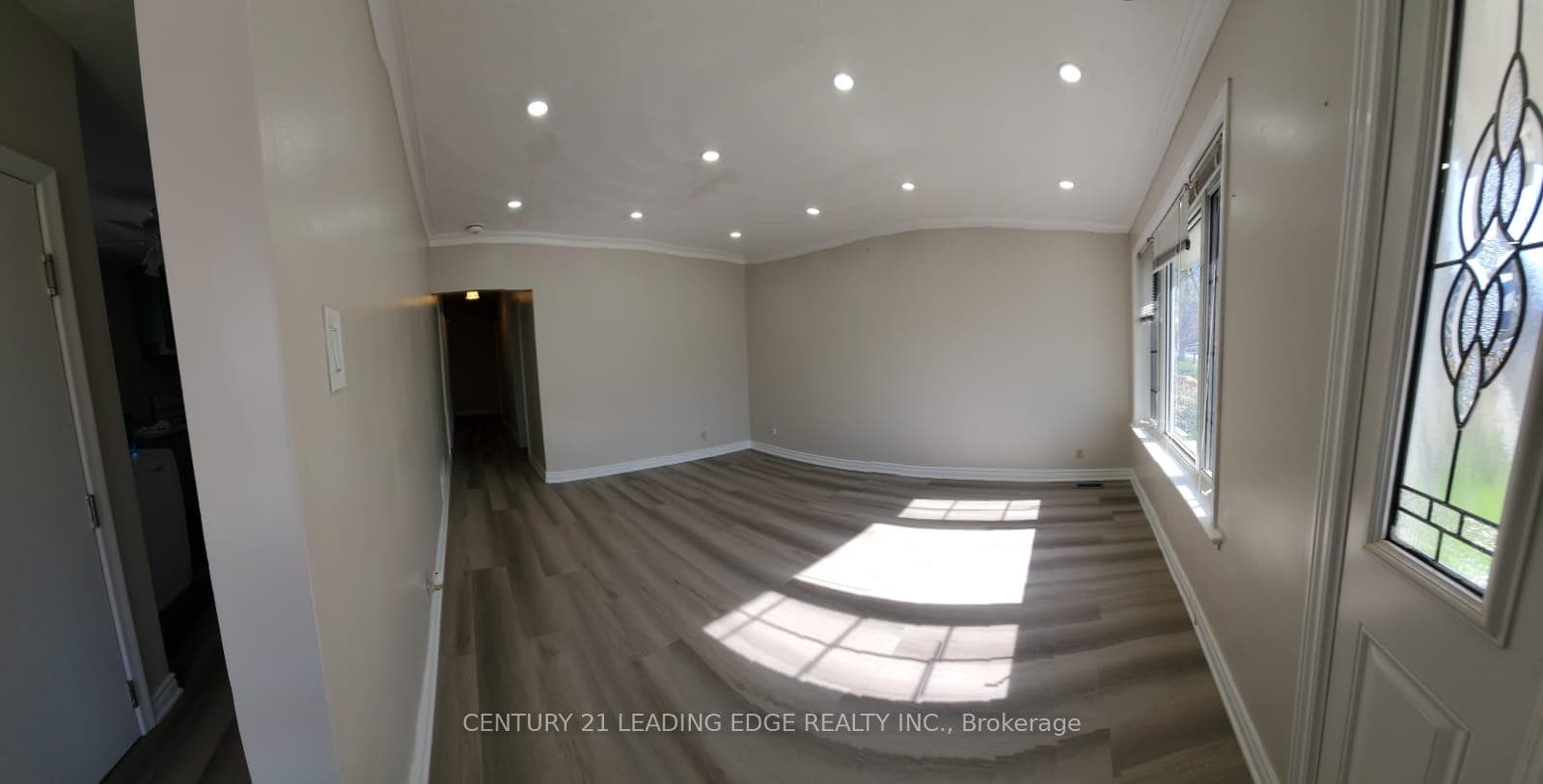 607 Kent Street Unit Main photo 9