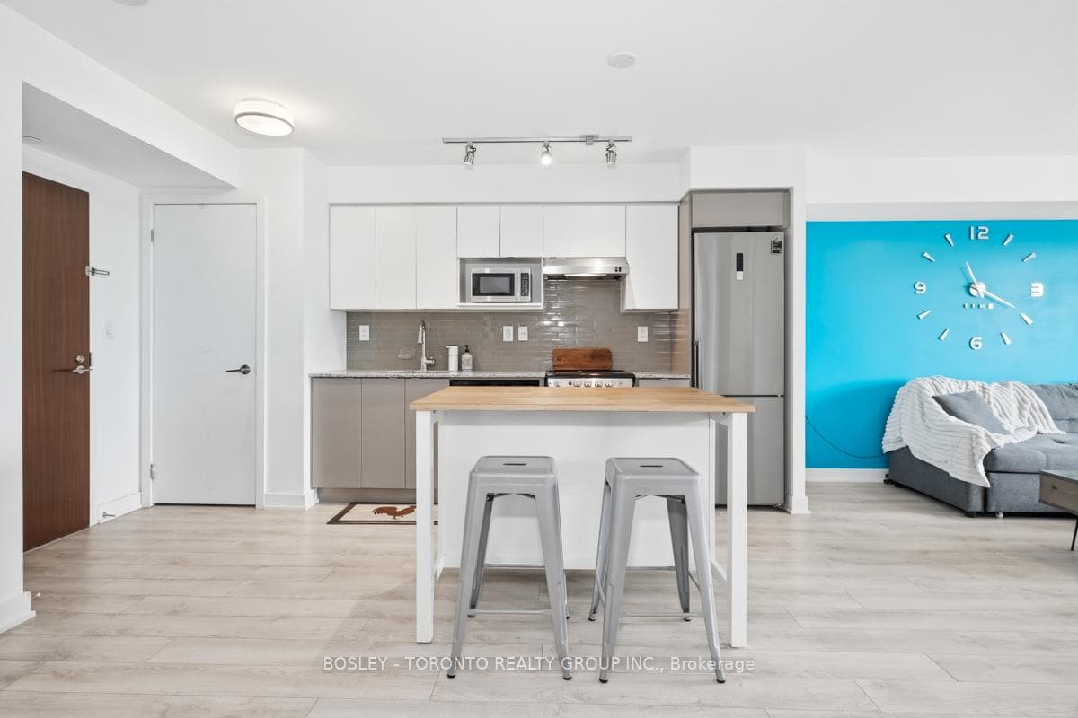 160 Flemington Road Unit 408 photo 6