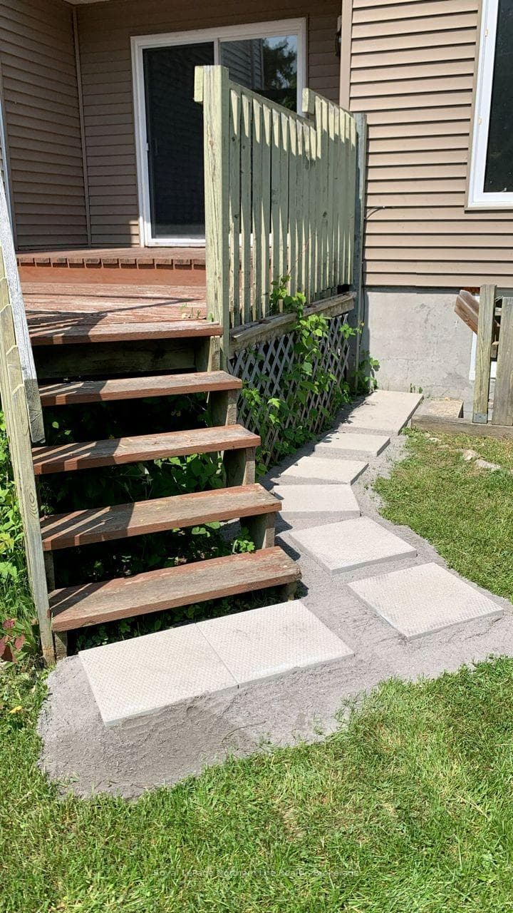 621 Gormanville Road Unit 9 photo 23