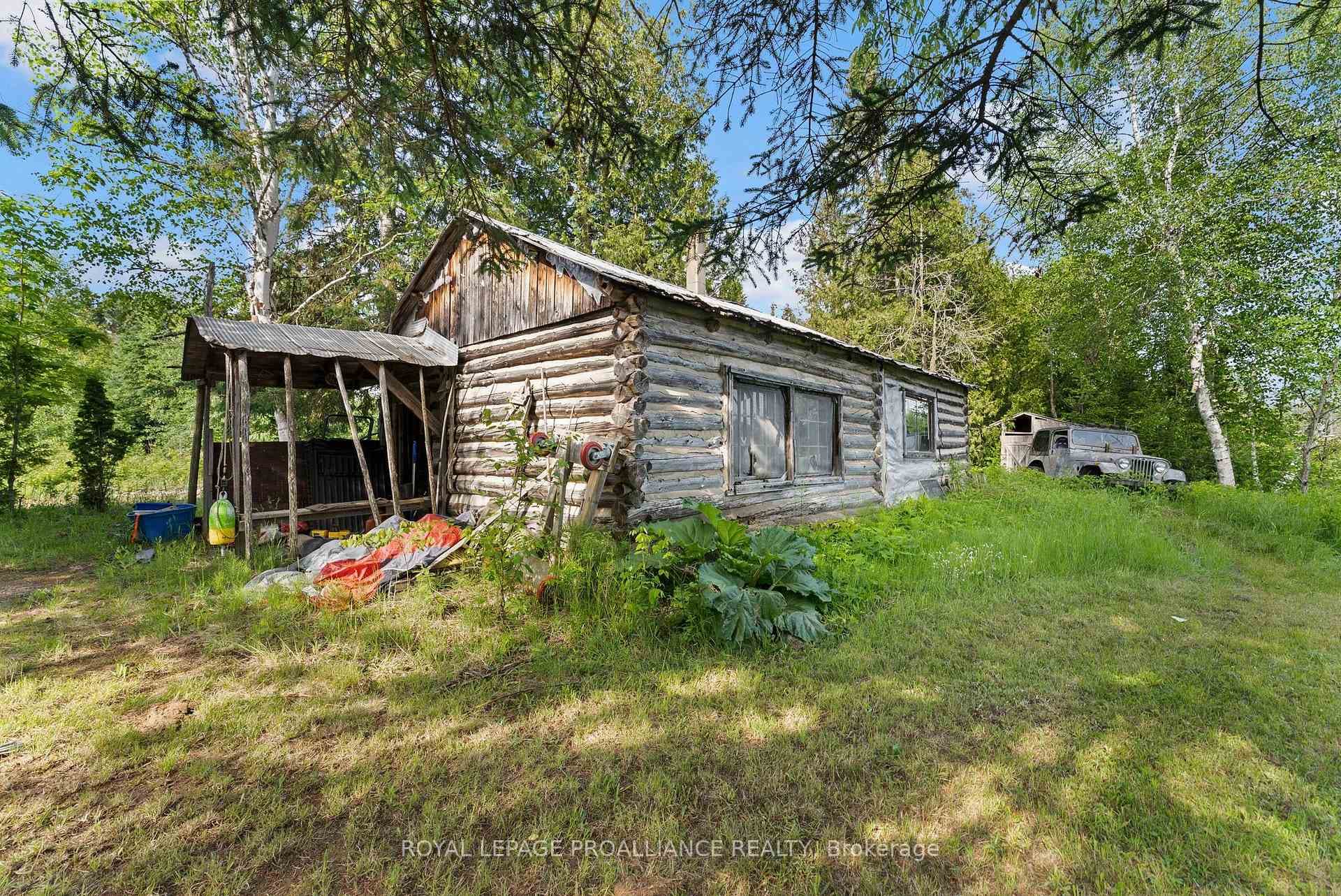 29 Helmers Road photo 31
