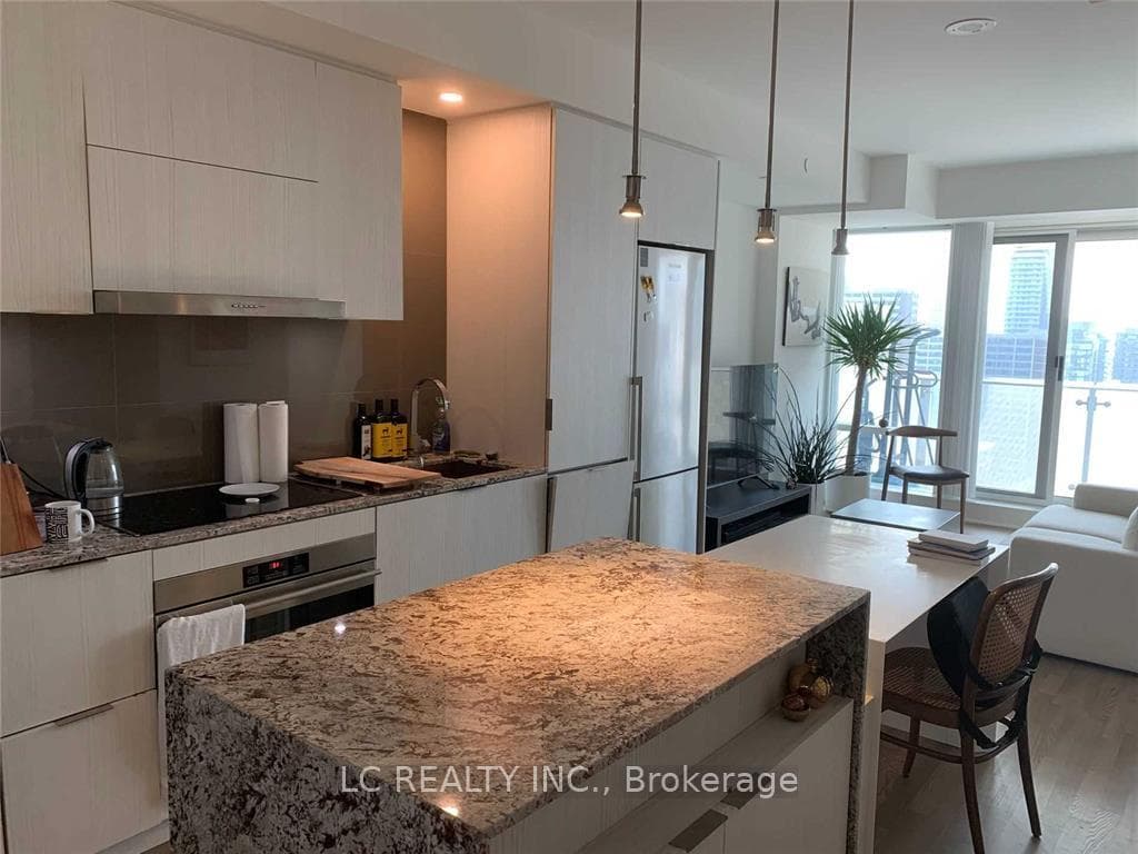 1 Bloor Street Unit 1506 photo 12
