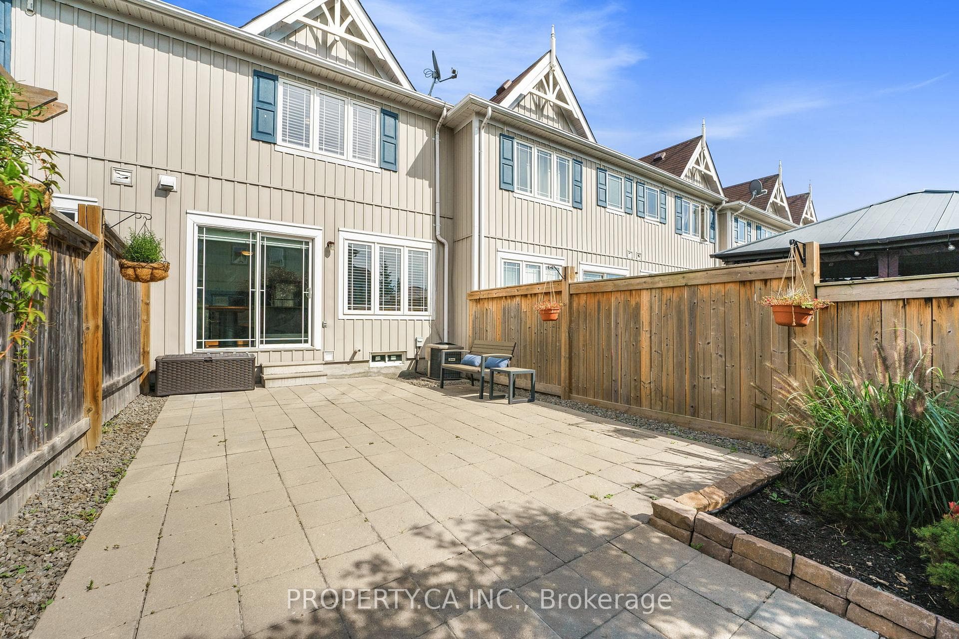 18 Connell Lane photo 30