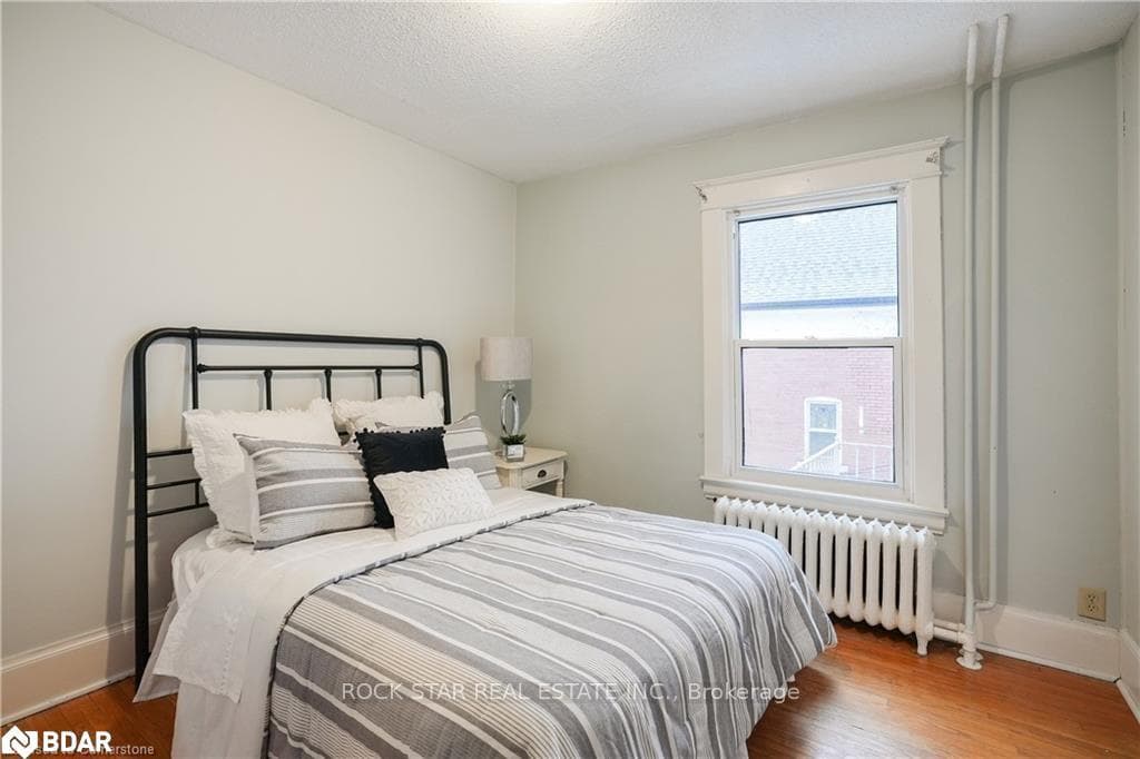 115 Balsam Avenue Unit Upper photo 12