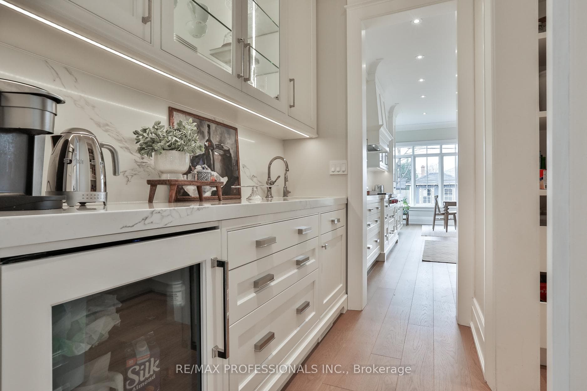 51 Saybrook Avenue photo 18