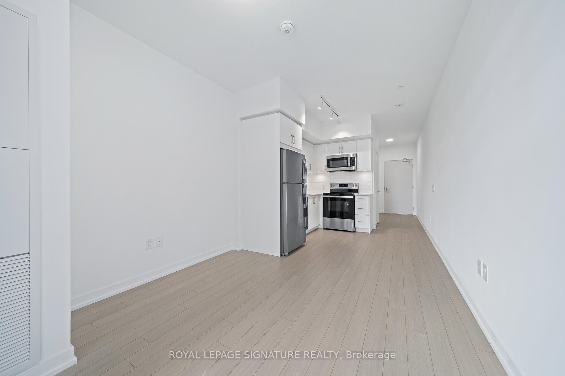 4010 Eglinton Avenue Unit 711 photo 12