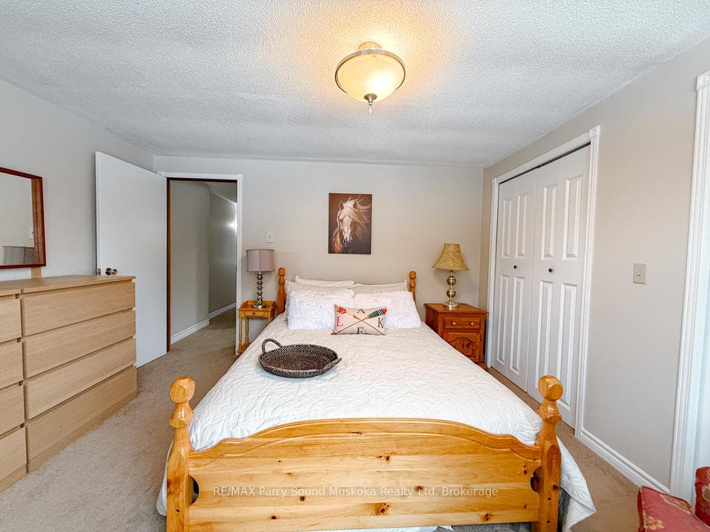 3 Magnet Road photo 26