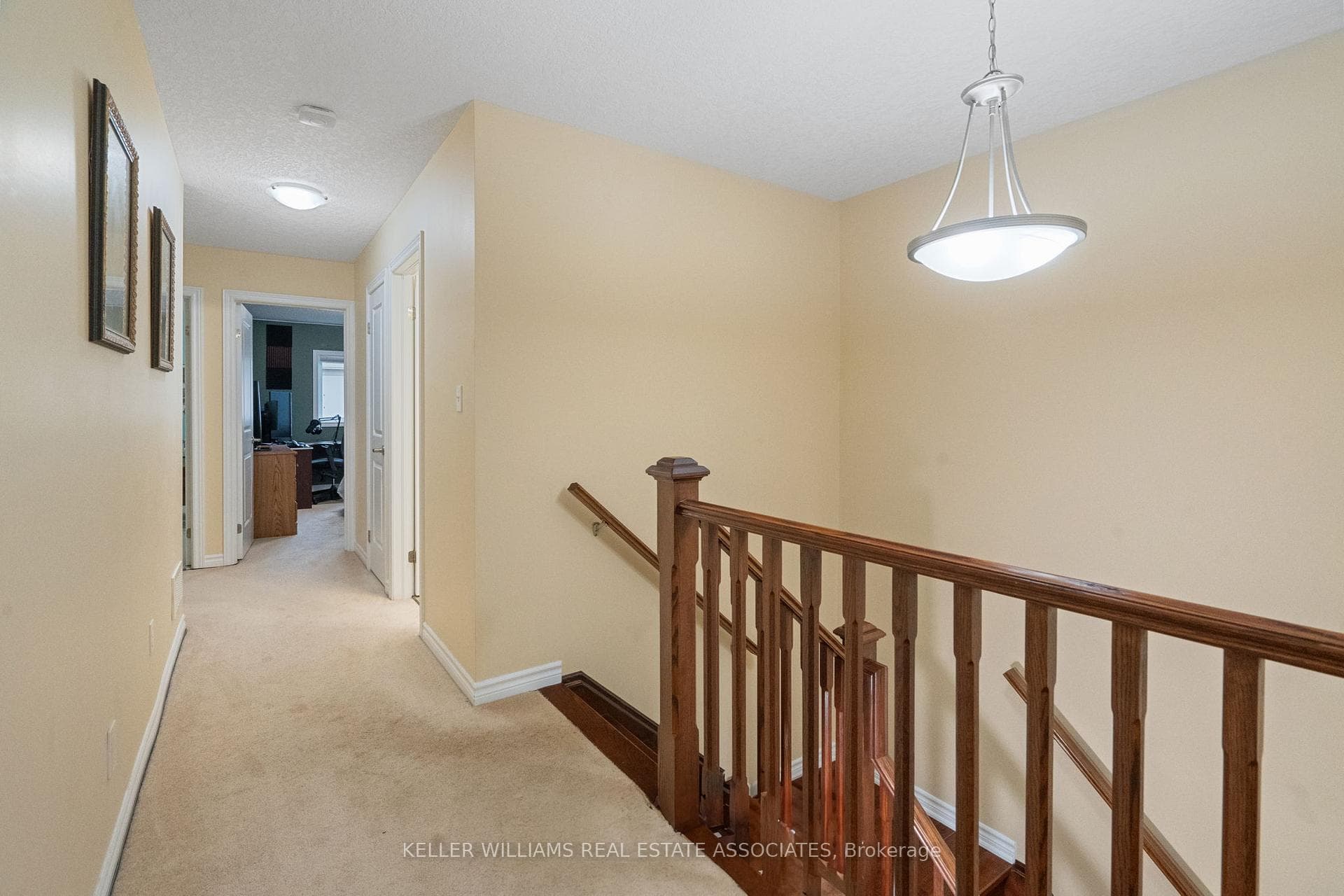 95 Yates Avenue photo 17