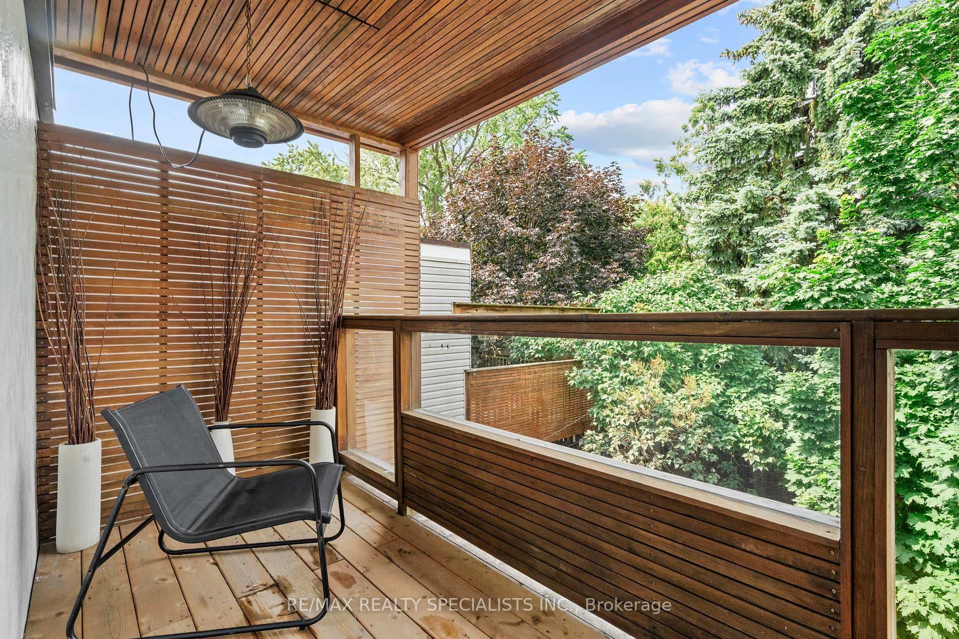 418 Ossington Avenue photo 28