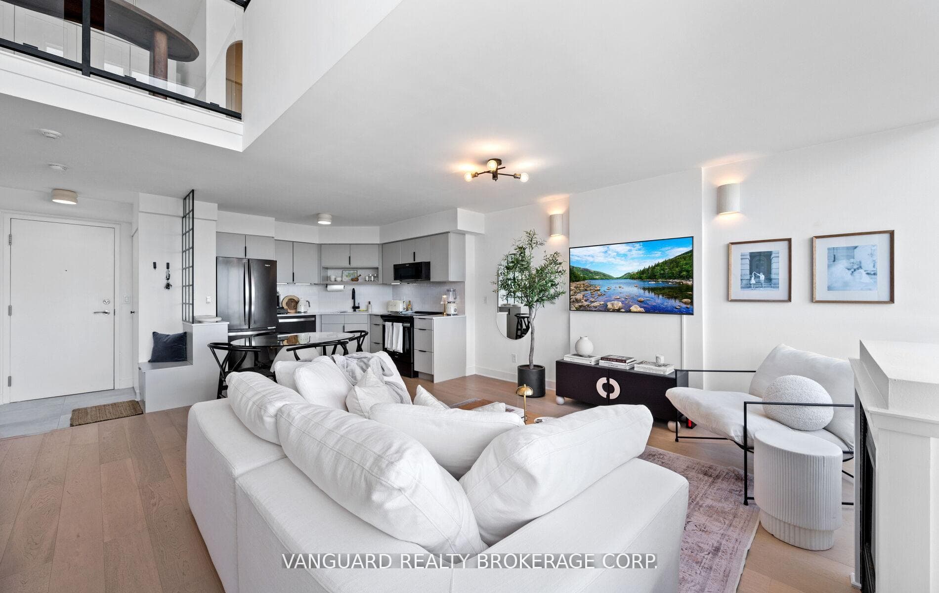 250 Manitoba Street Unit 619 photo 15