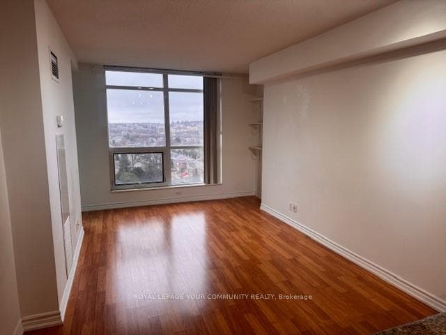 18 Harding Boulevard Unit 1215 photo 10