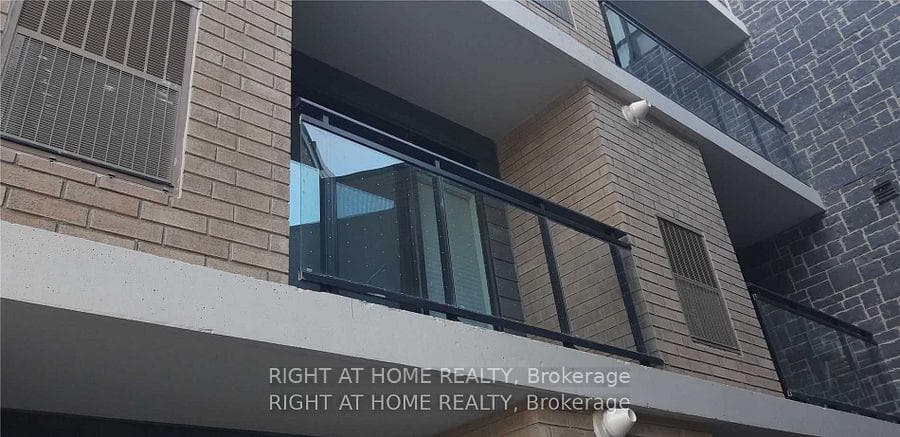 1 Falaise Road Unit 202 photo 12