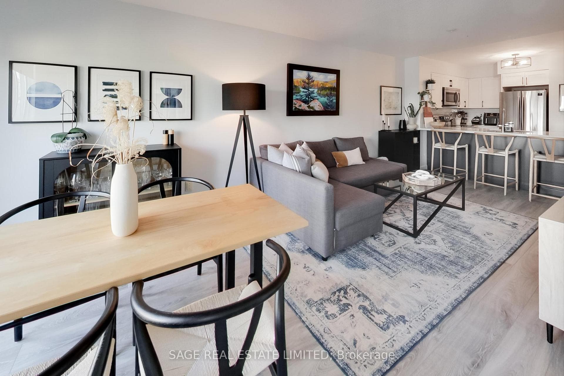 225 Merton Street Unit 610 photo 16