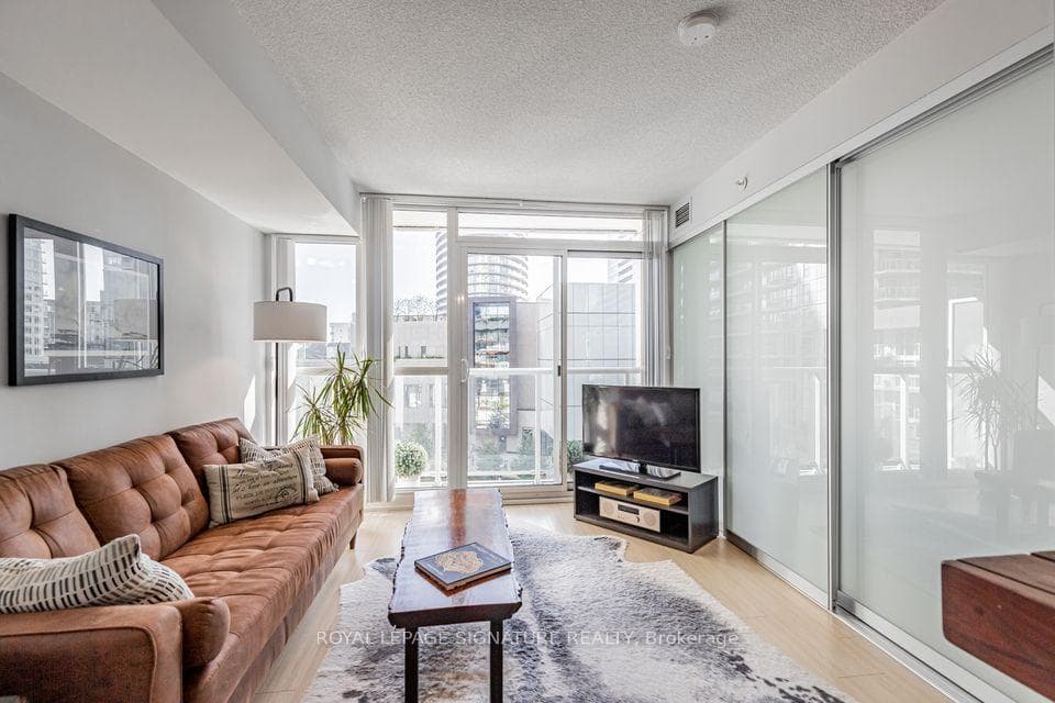 85 Queens Wharf Road Unit 503 photo 5