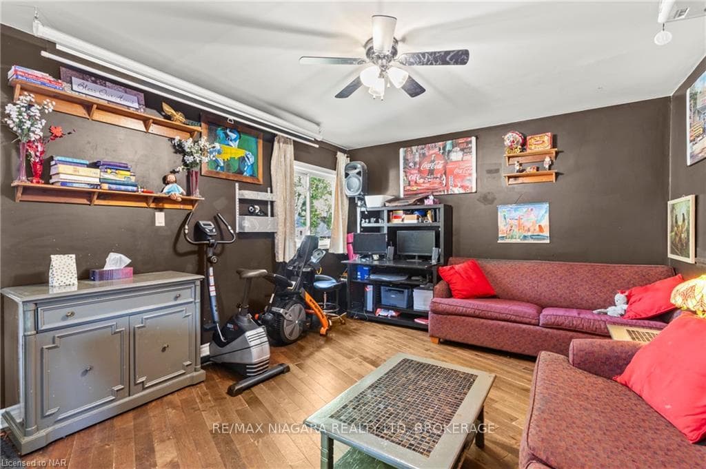 29 LONGFELLOW Avenue photo 8