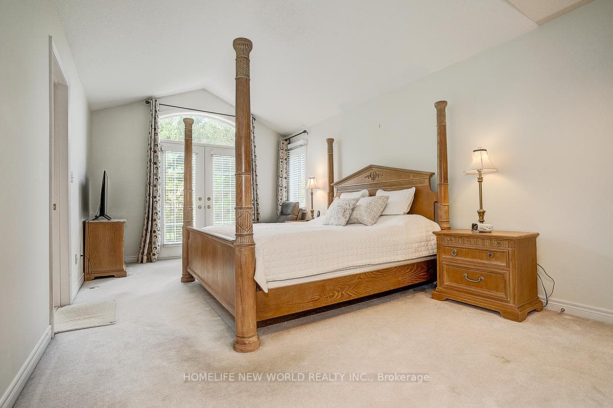2305 Woodfield Road photo 34