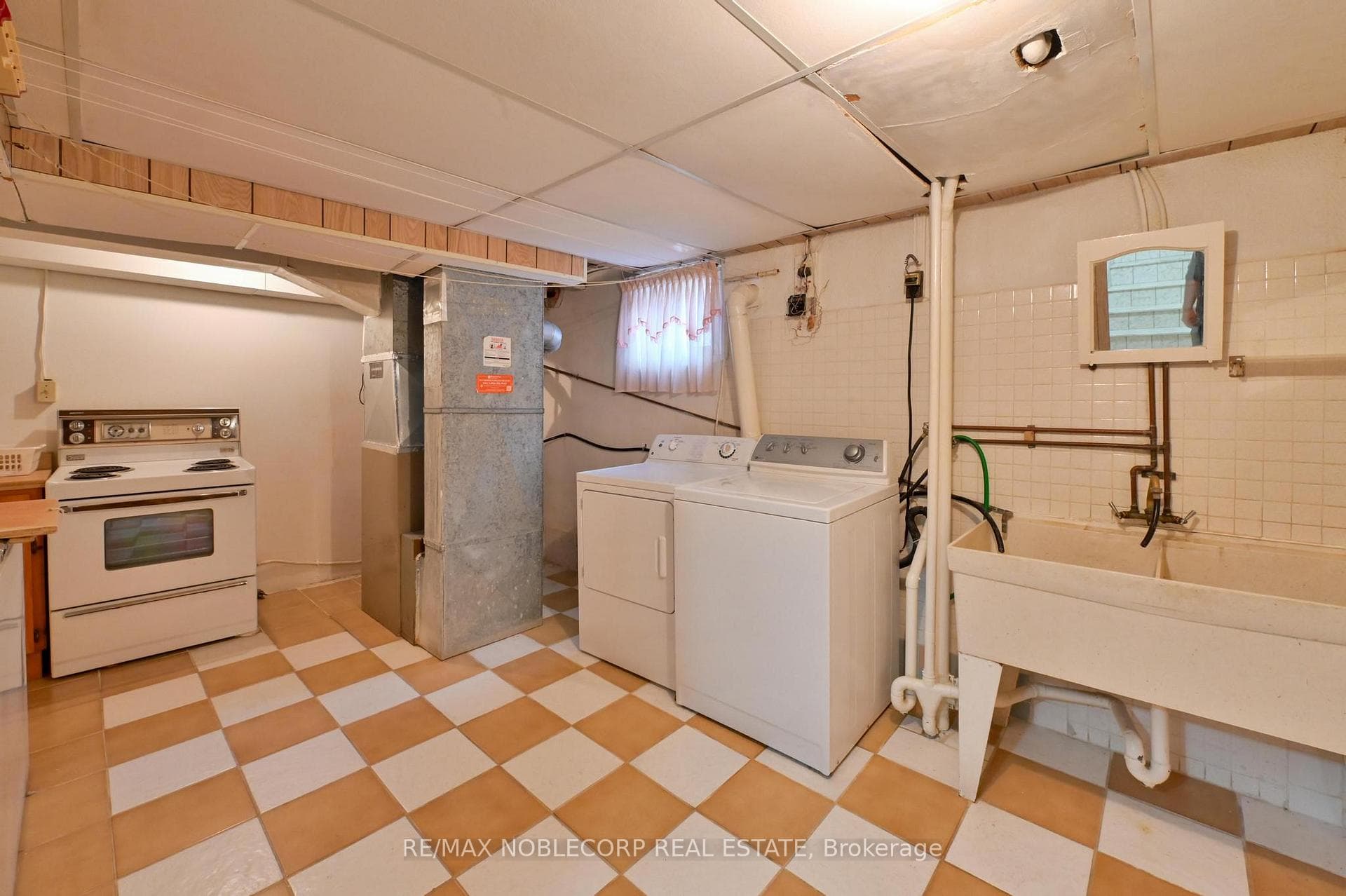 164 Derrydown Road photo 35