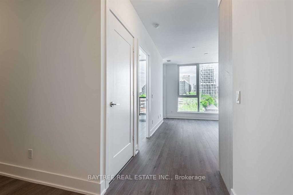 1 Belsize Drive Unit 522 photo 5