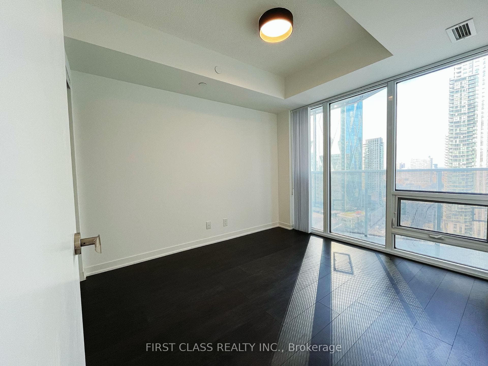 100 Harbour Street Unit 2405 photo 9
