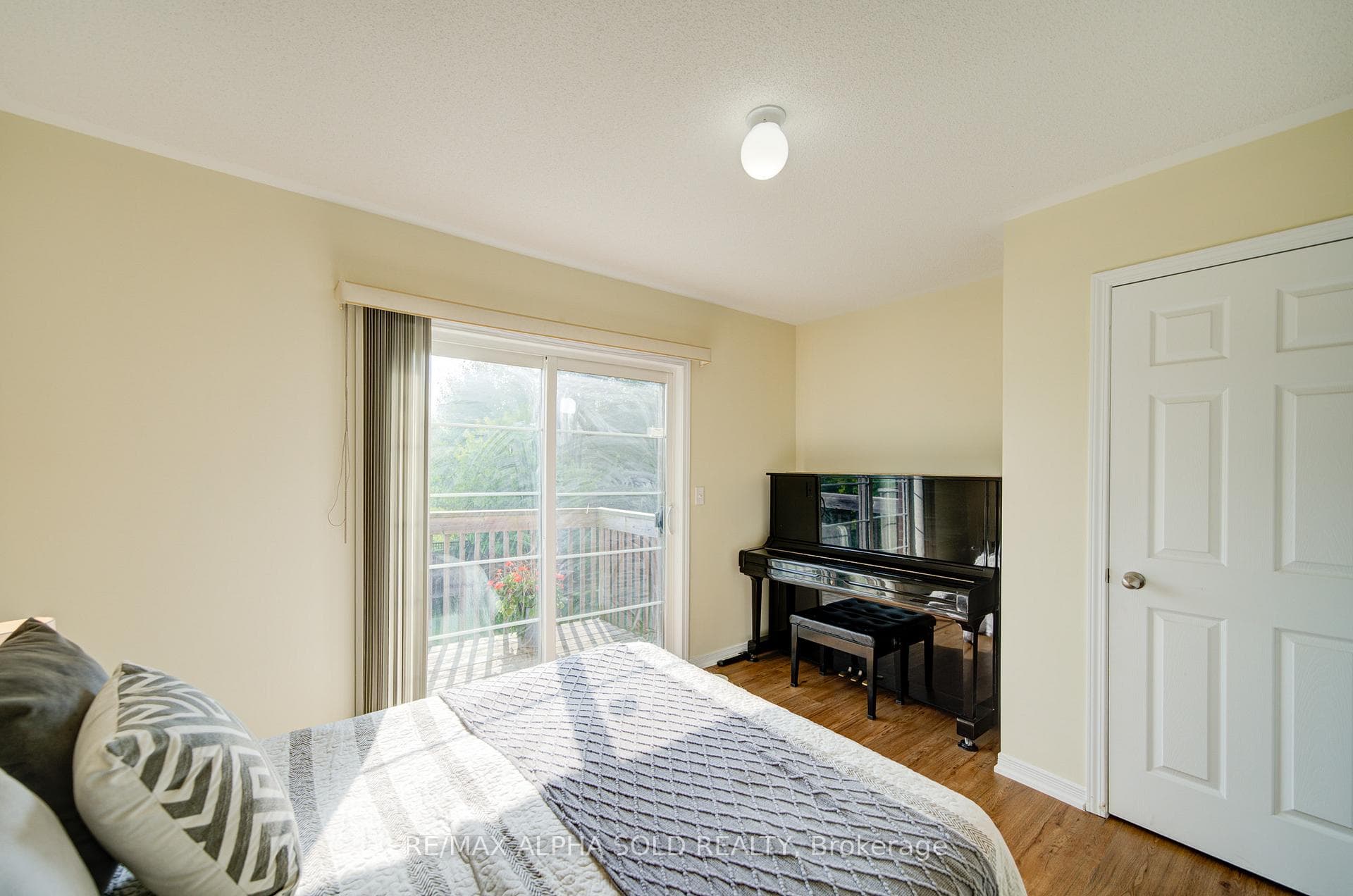 43 Beehive Lane photo 10