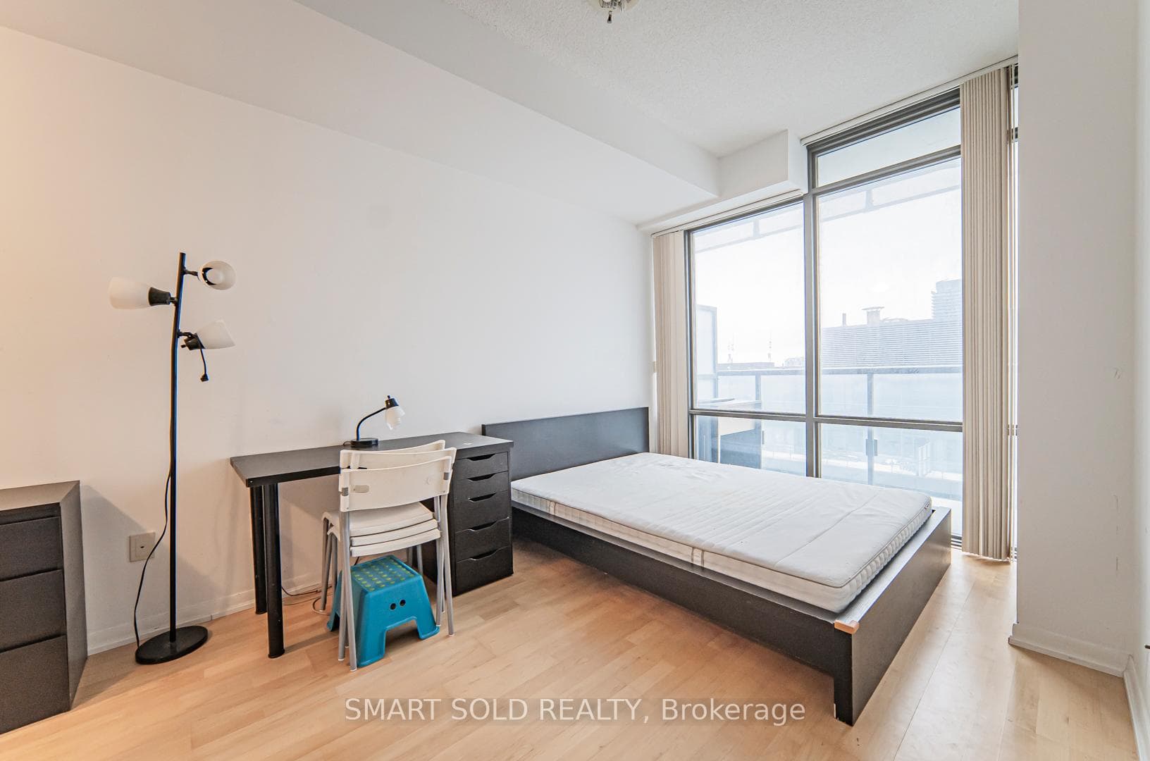 38 grenville Street Unit 3708 photo 9