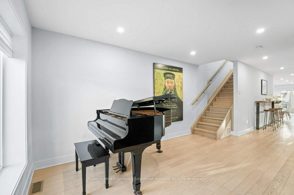 24 Priscilla Avenue photo 4