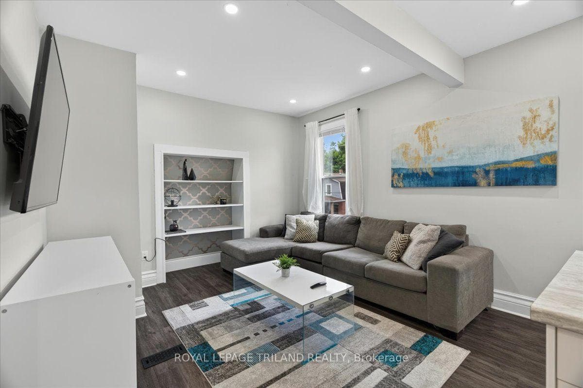 133 Wilson Avenue photo 17