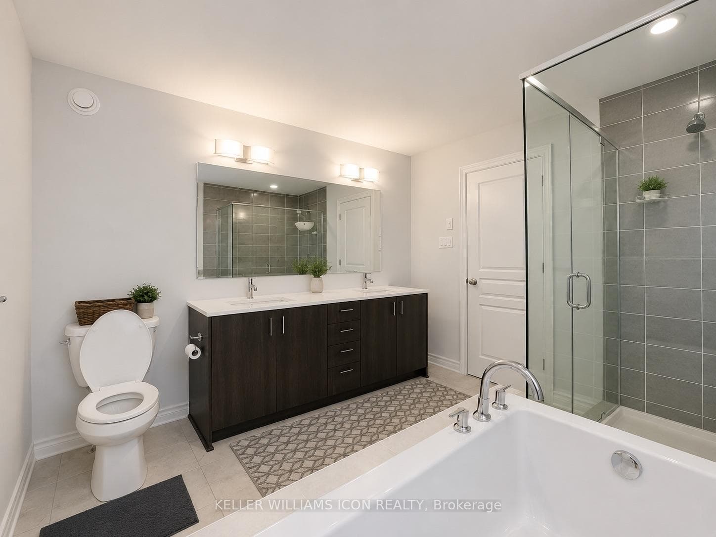 916 Ralph Hennessy Avenue photo 17