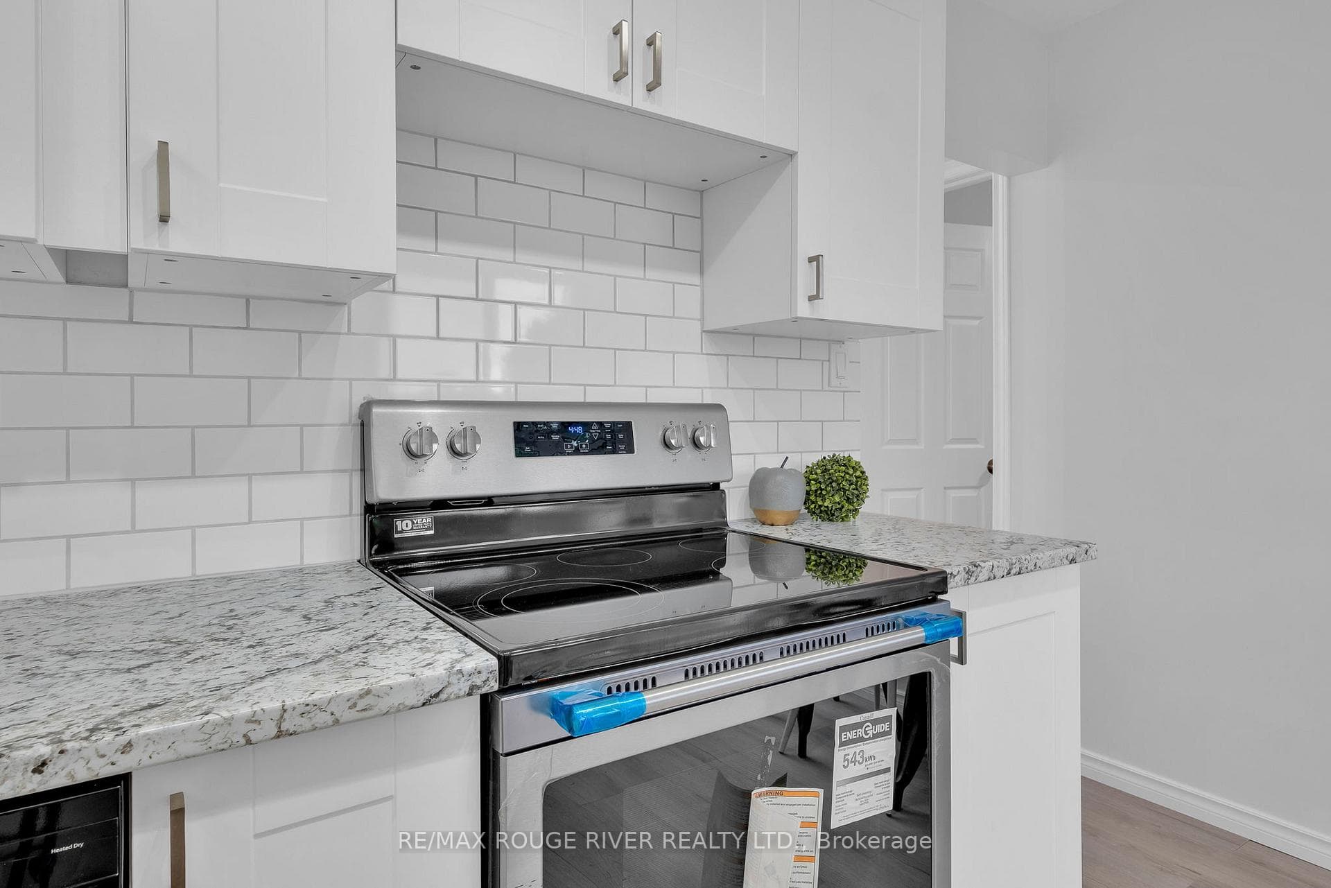 56 Liberty Street photo 20