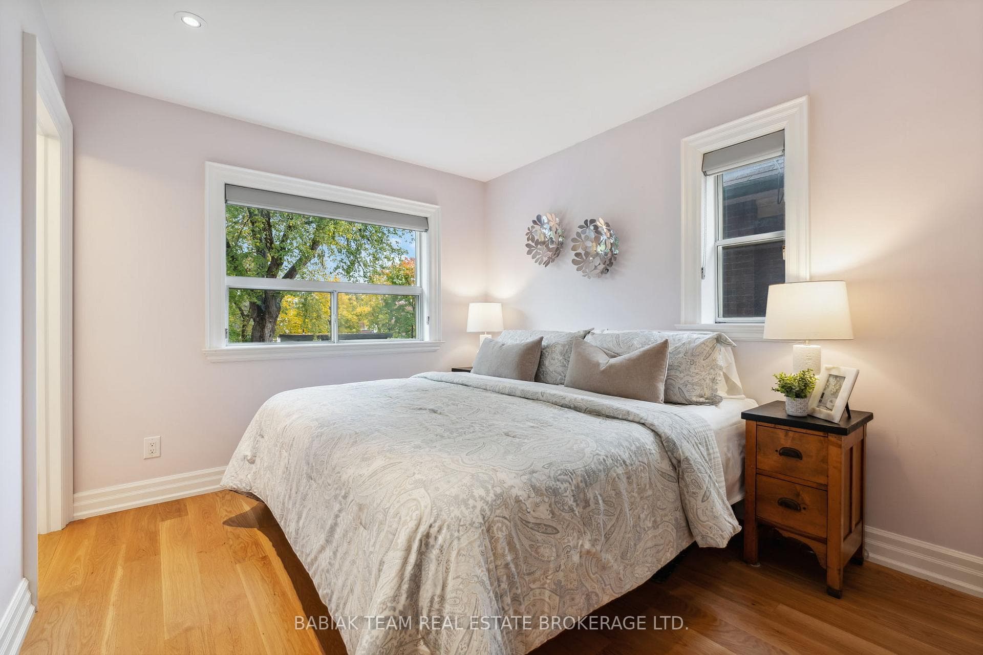 3 Thornhill Avenue photo 20