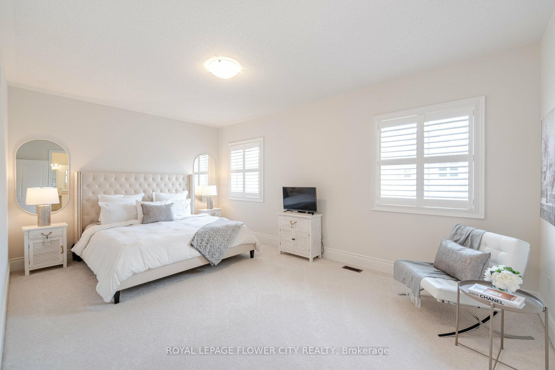 31 Golden Hawk Drive photo 24
