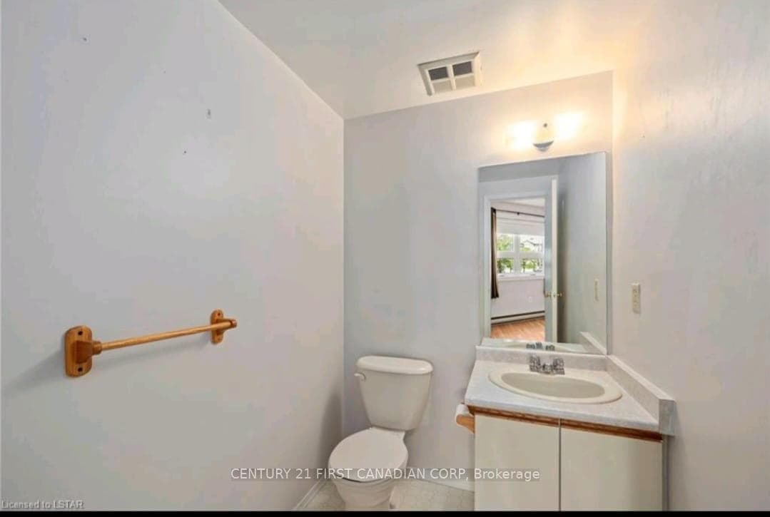 1 Jacksway Crescent Unit 208 photo 15