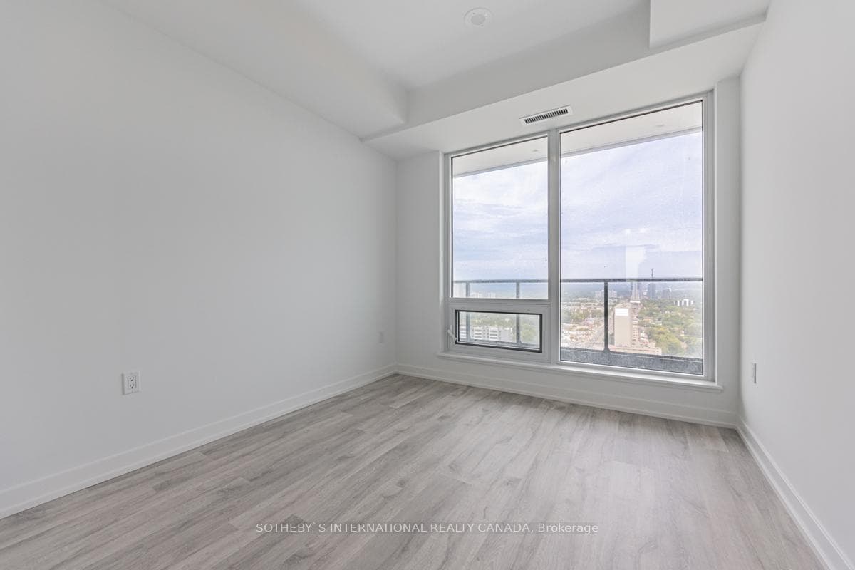 7 Golden Lion Heights Unit 2810 photo 14