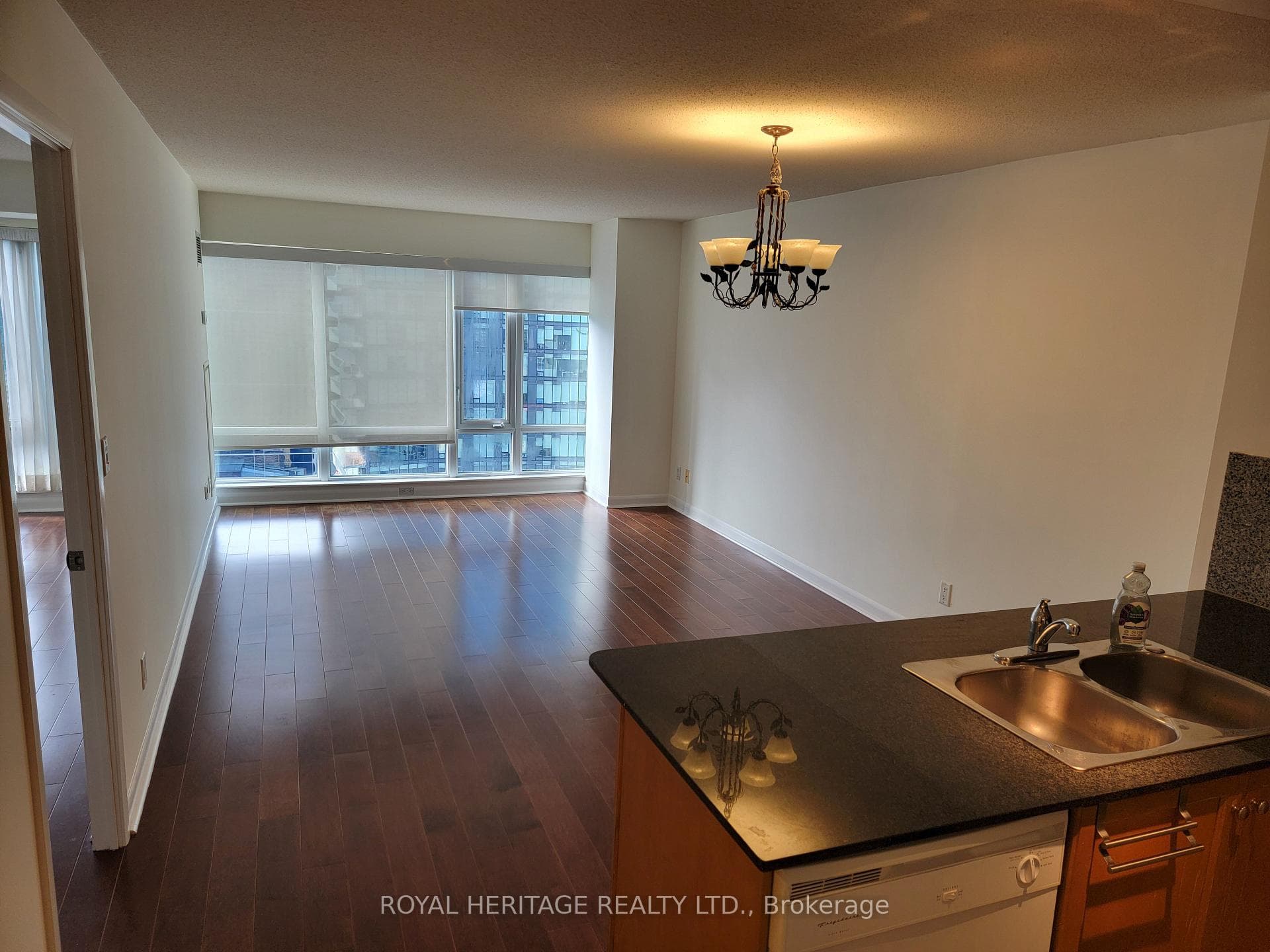 210 Victoria Street Unit 2307 photo 5