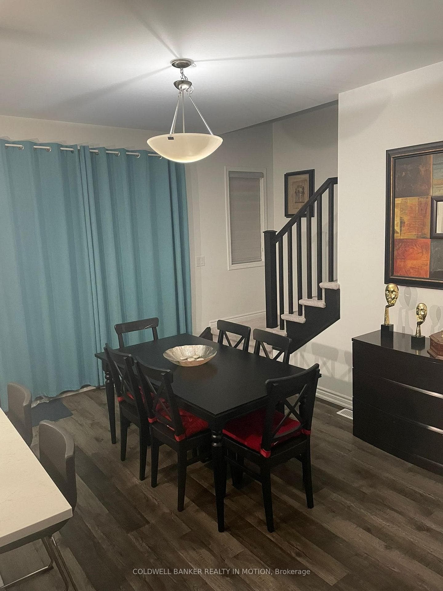 810 Aspen Terrace photo 11