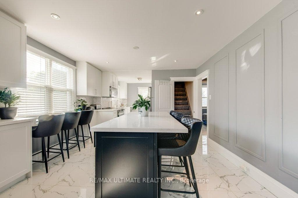 249 College Avenue photo 6
