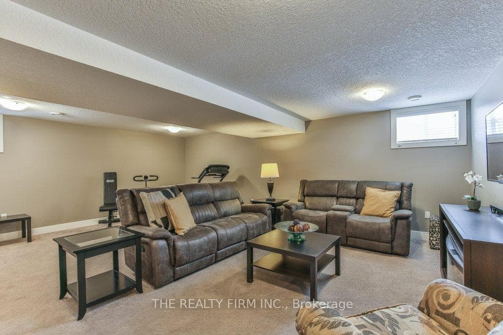 59 Freeman Lane photo 36