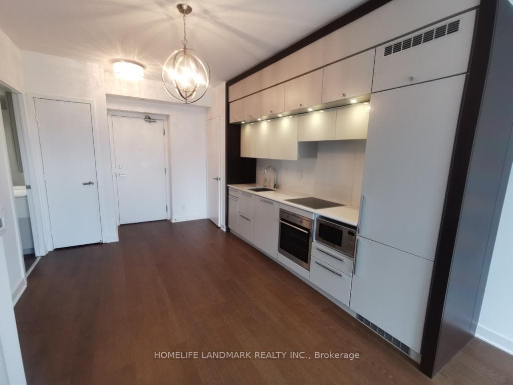15 Grenville Street Unit 1811 photo 12
