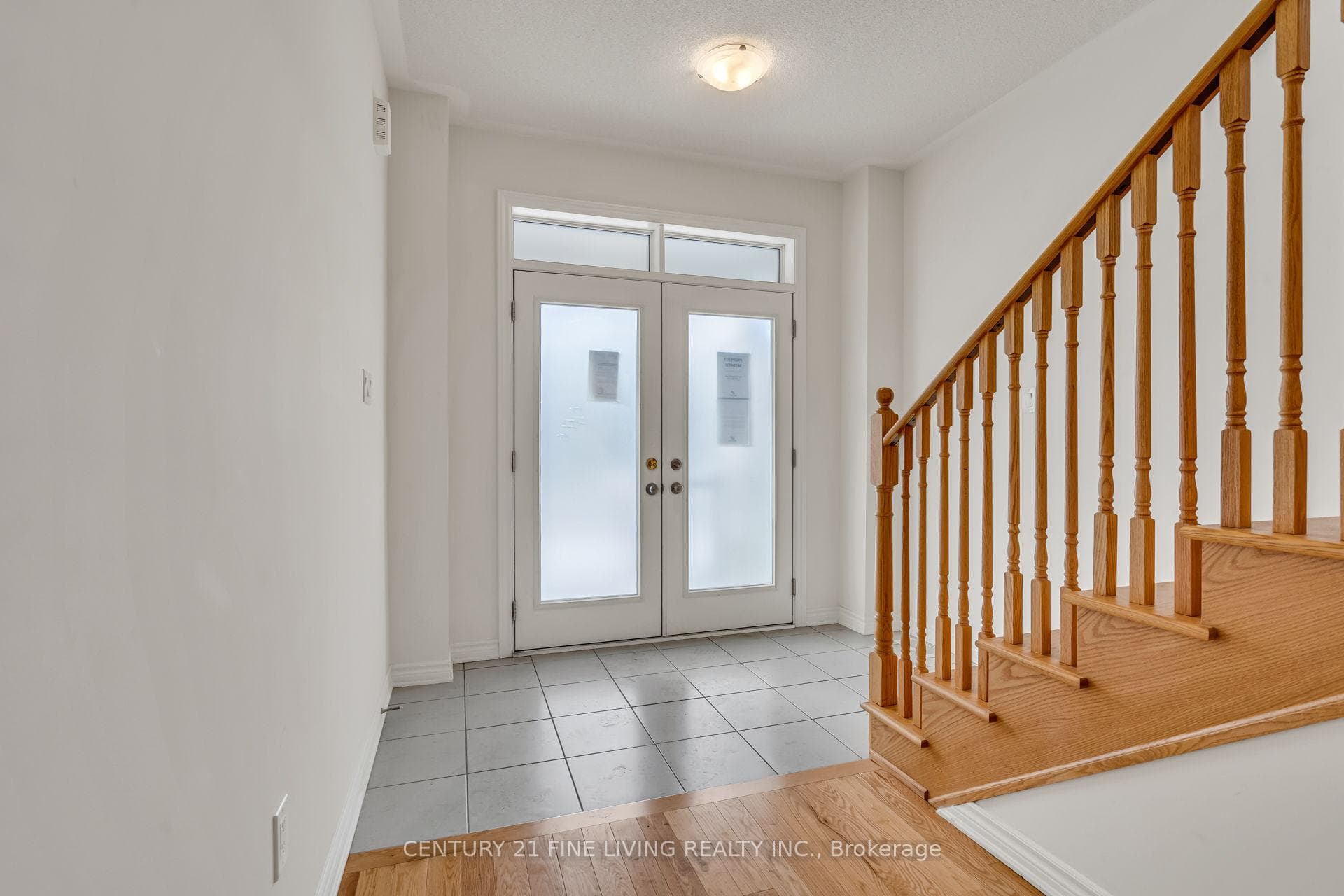37 PETCH Avenue photo 2
