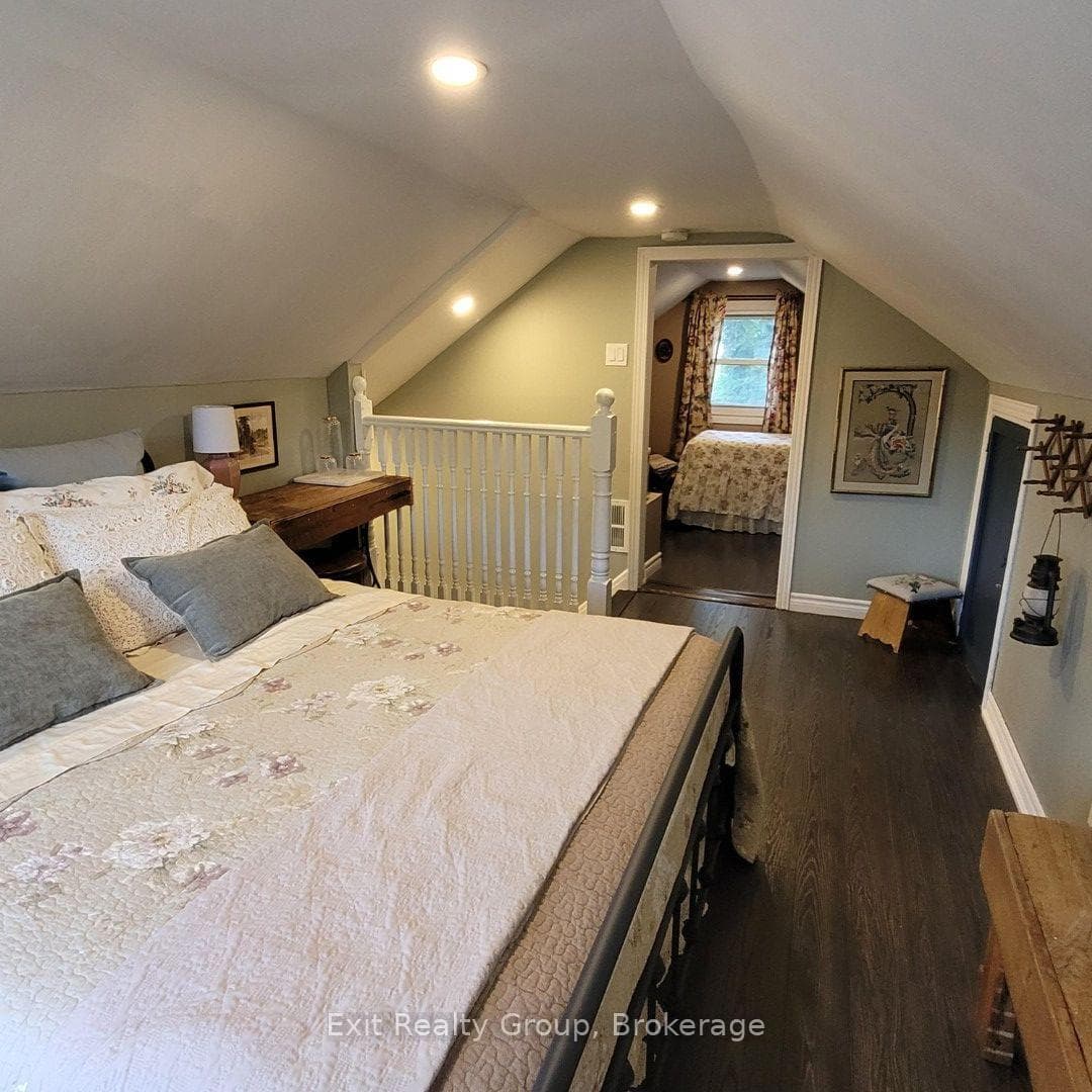 100 Arlington Avenue photo 30